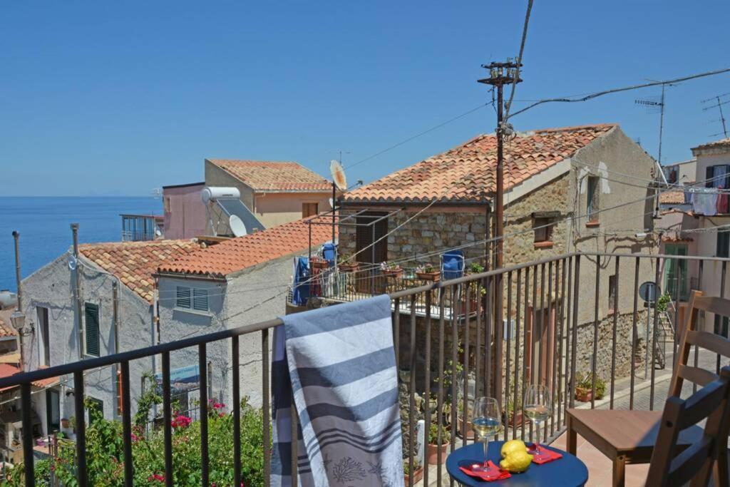 Terrazza Ambrogio Apartment Sant'Ambrogio  Exterior photo